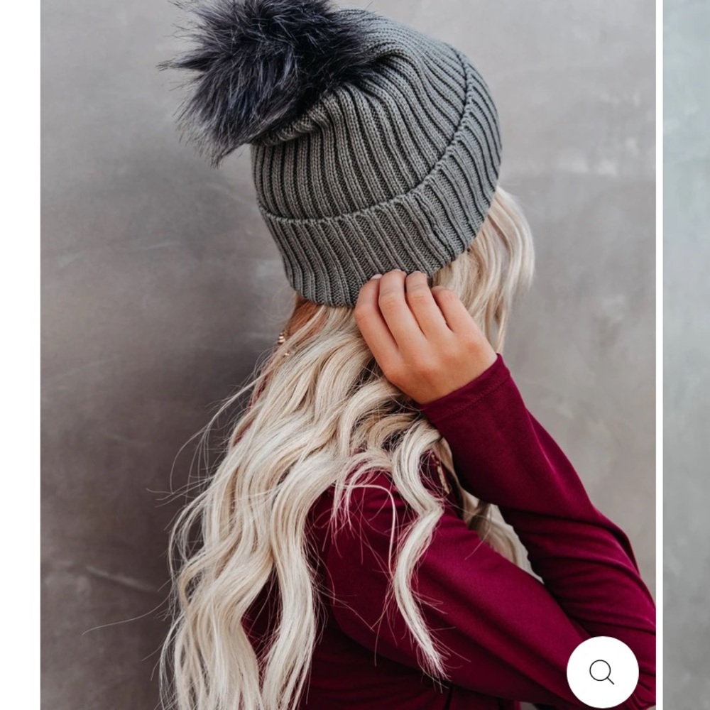 NEW VICI Juneau Pom Beanie